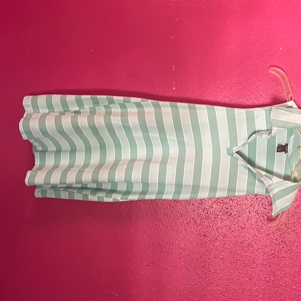 Fitted mint and green dress